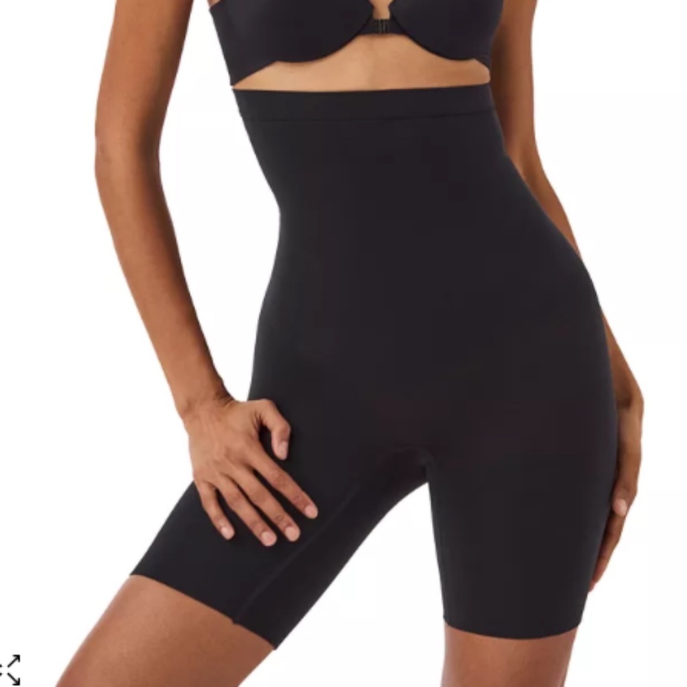 SPANX High Power Short Very Black (1X) NWT!